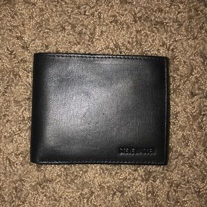 Brand New Men’s Steve Madden Wallet